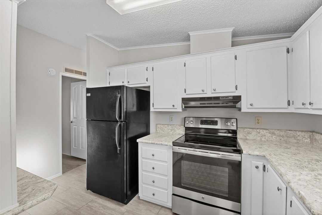 待售: $75,000 (2 贝兹, 2 浴室, 1120 平方英尺)