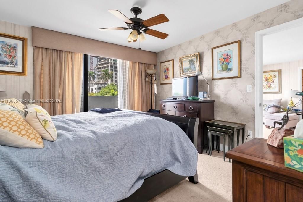 For Sale: $950,000 (2 beds, 2 baths, 1247 Square Feet)