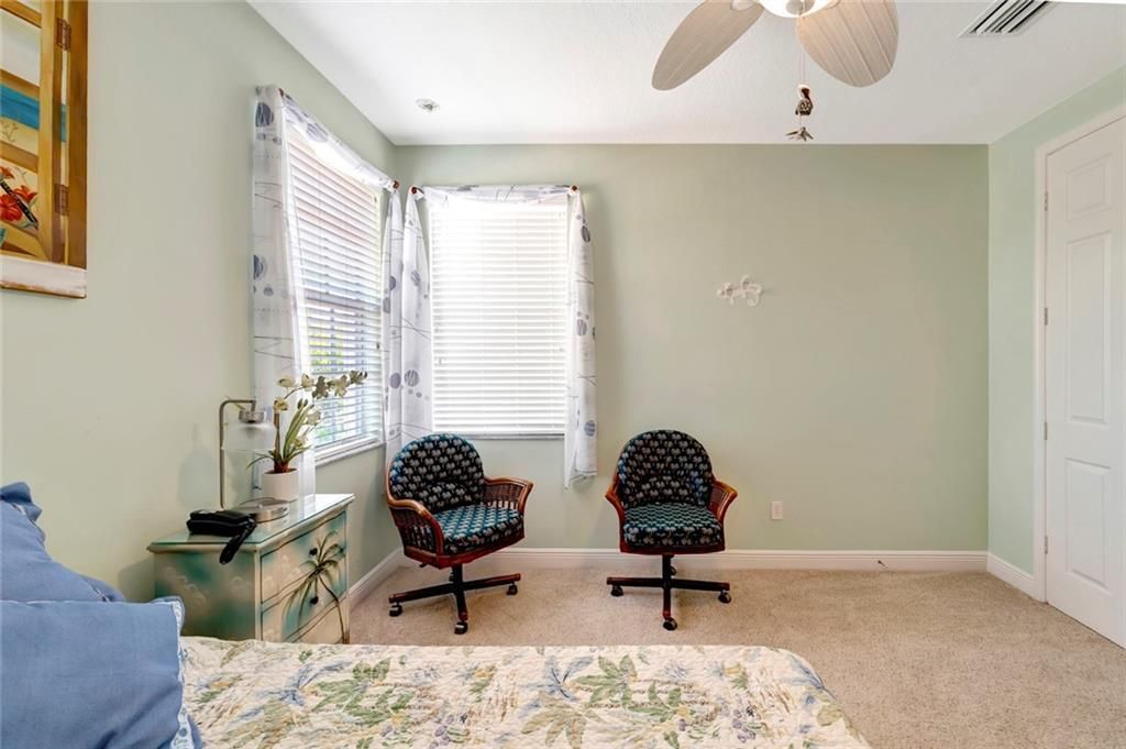 En Venta: $769,900 (5 camas, 4 baños, 3493 Pies cuadrados)