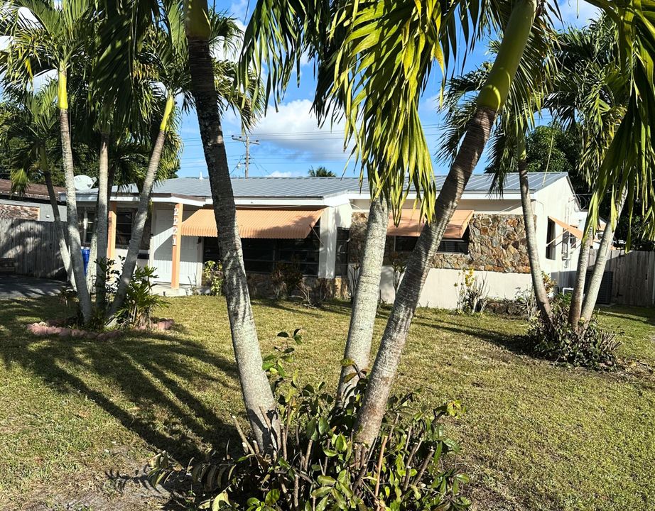 出租: $3,500 (3 贝兹, 2 浴室, 1655 平方英尺)