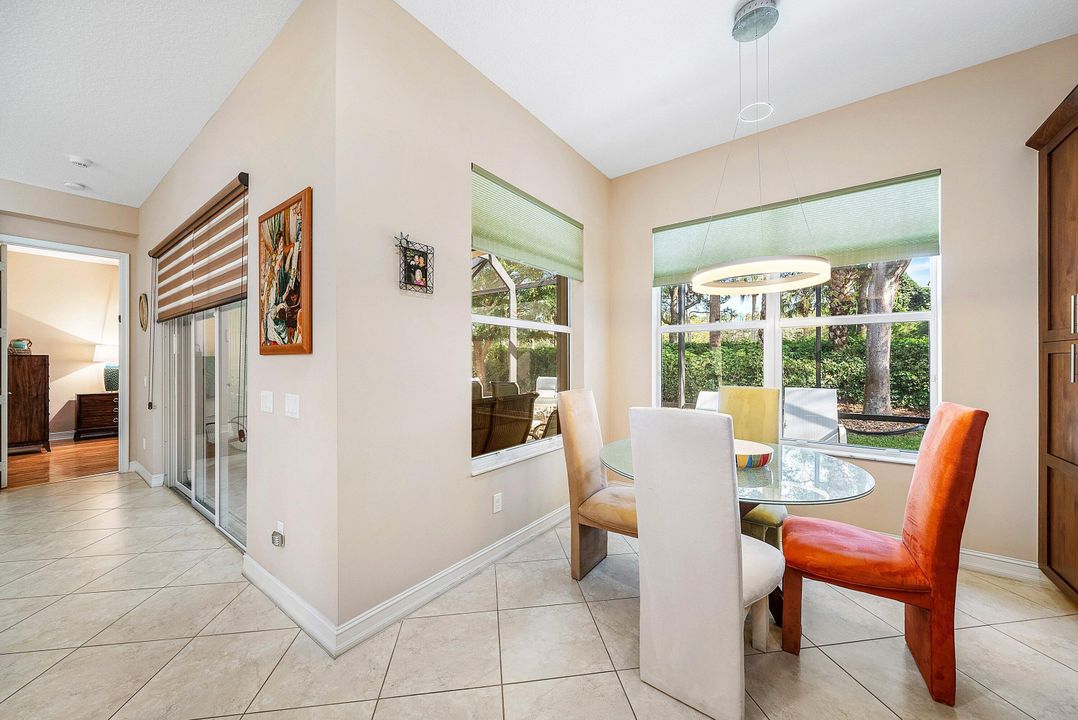 待售: $550,000 (3 贝兹, 2 浴室, 1782 平方英尺)