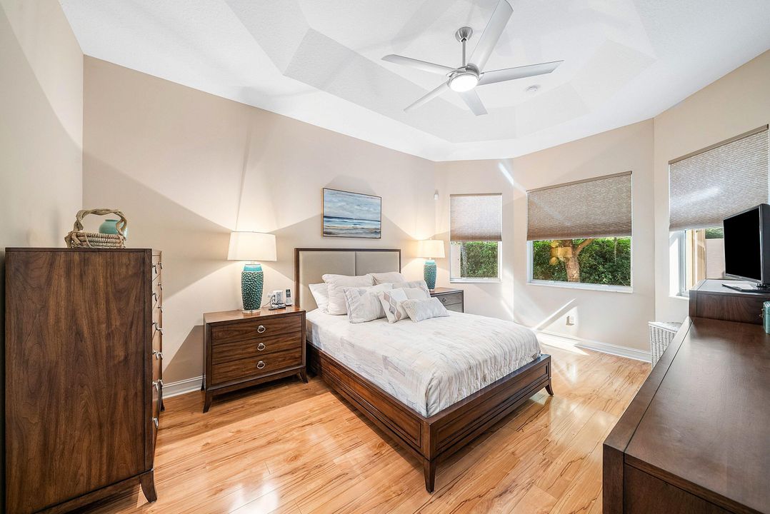 待售: $550,000 (3 贝兹, 2 浴室, 1782 平方英尺)