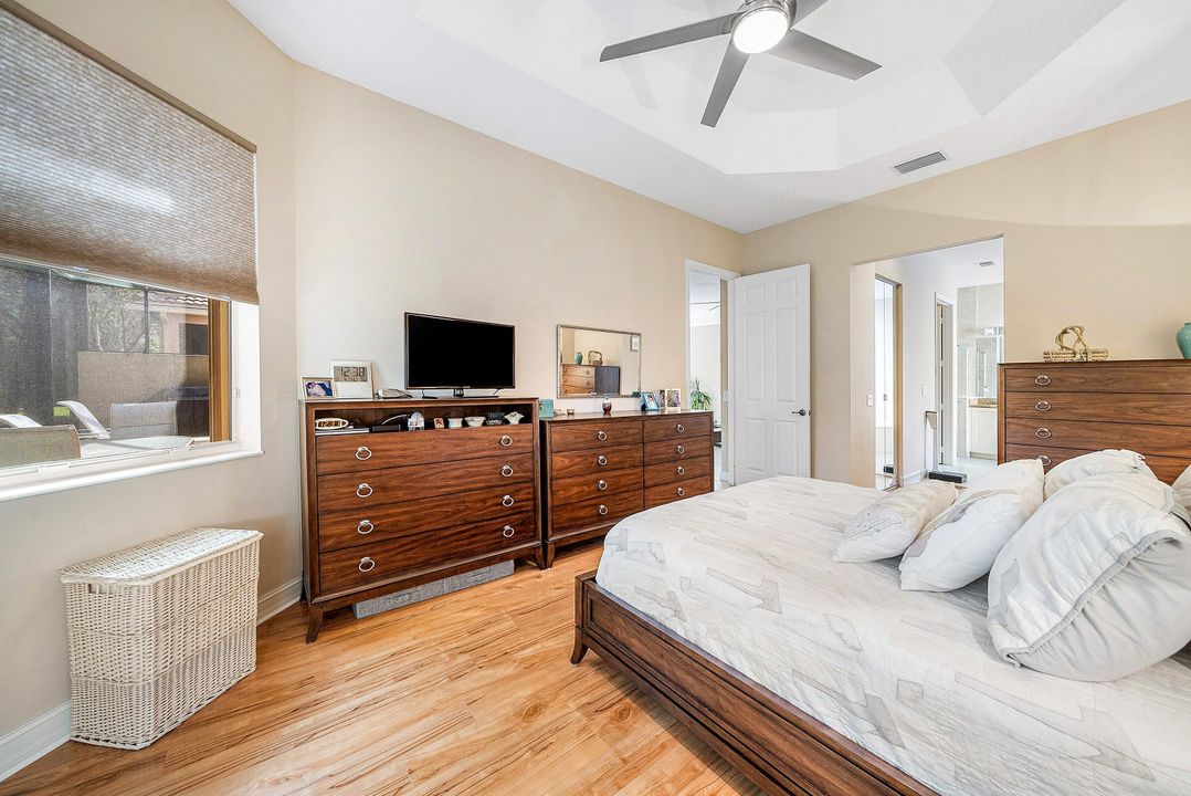 待售: $550,000 (3 贝兹, 2 浴室, 1782 平方英尺)