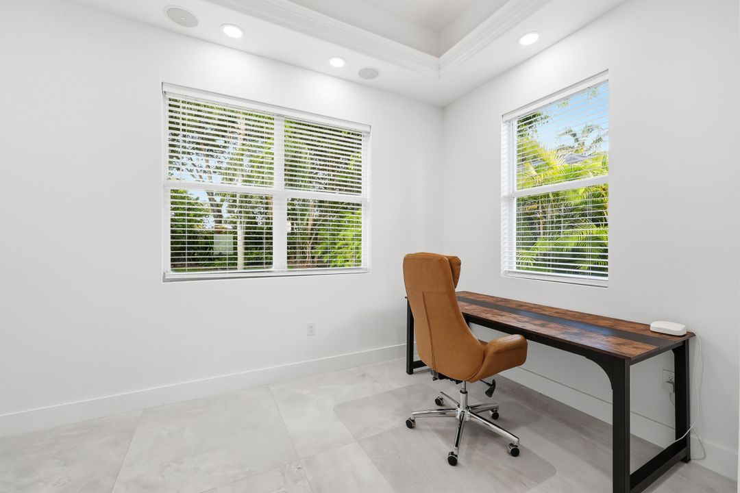 待售: $1,175,000 (4 贝兹, 3 浴室, 2572 平方英尺)