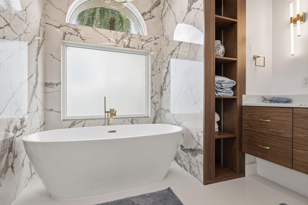 待售: $1,175,000 (4 贝兹, 3 浴室, 2572 平方英尺)