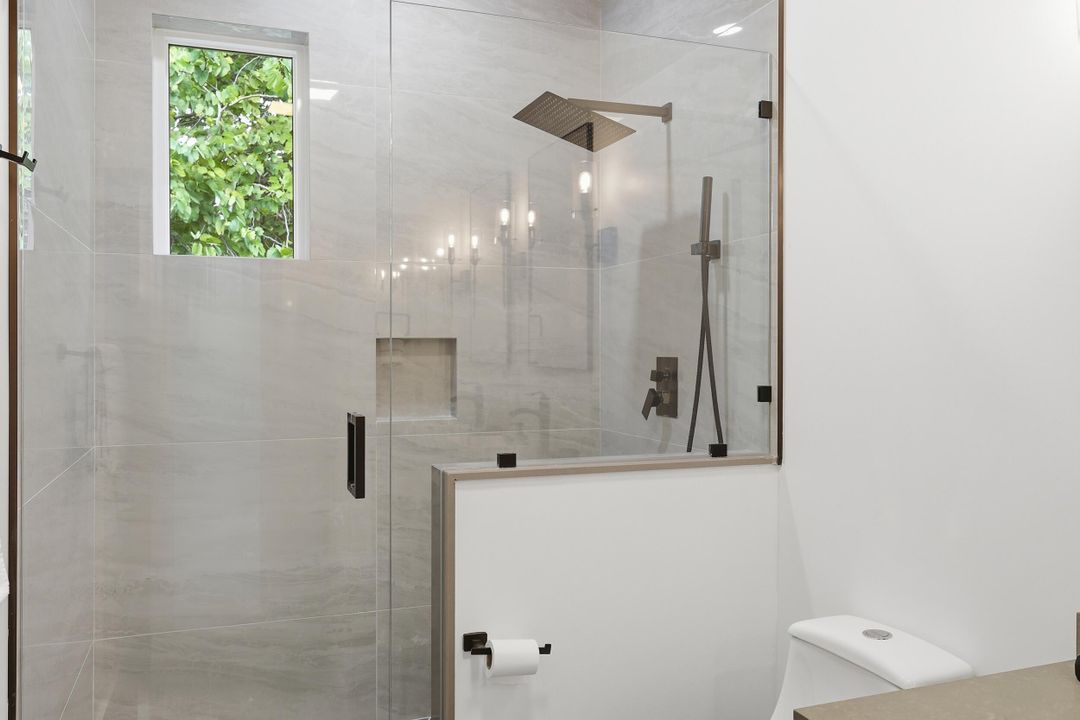 待售: $1,175,000 (4 贝兹, 3 浴室, 2572 平方英尺)