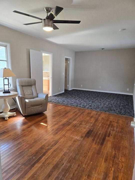 В аренду: $3,000 (3 спален, 3 ванн, 1805 Квадратных фут)