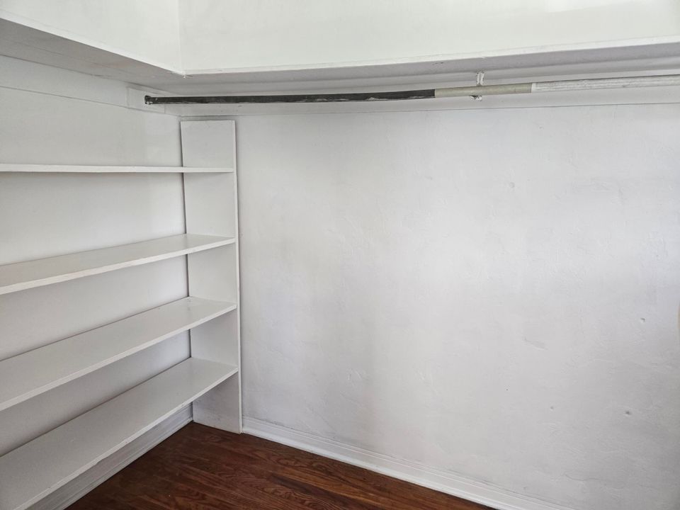 В аренду: $3,000 (3 спален, 3 ванн, 1805 Квадратных фут)