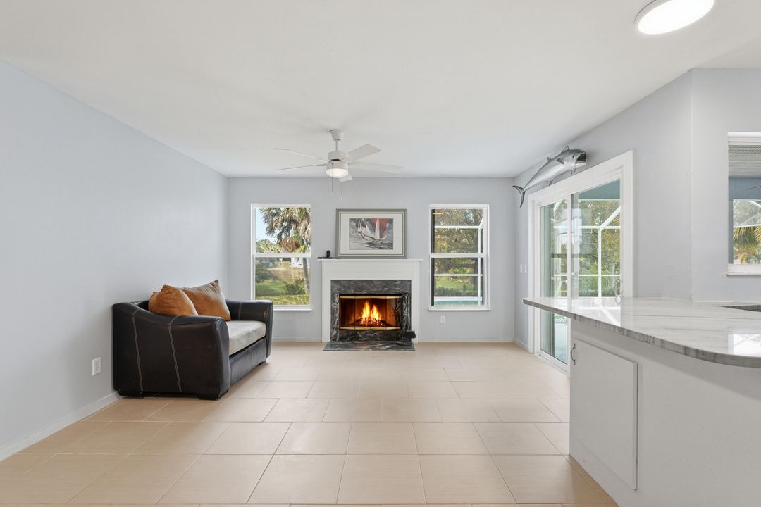 На продажу: $599,000 (3 спален, 2 ванн, 1809 Квадратных фут)