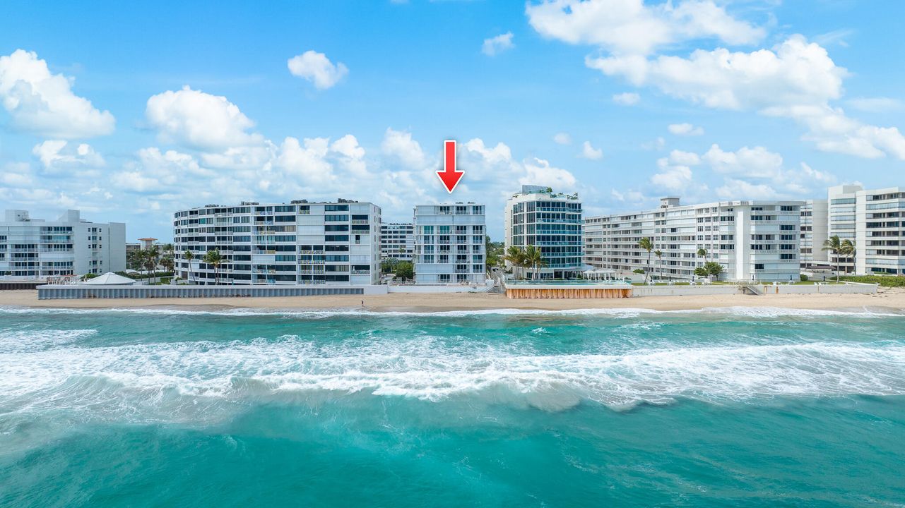 For Sale: $450,000 (1 beds, 1 baths, 1013 Square Feet)