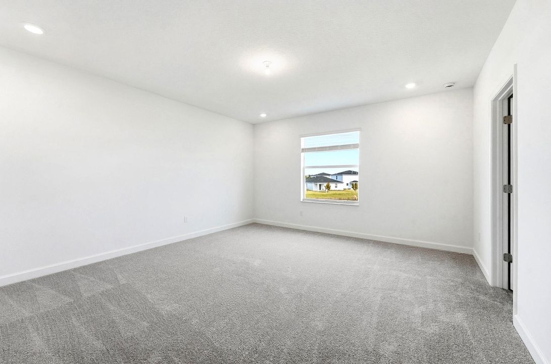 En Renta: $2,600 (4 camas, 2 baños, 2583 Pies cuadrados)