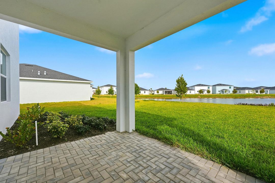 En Renta: $2,600 (4 camas, 2 baños, 2583 Pies cuadrados)