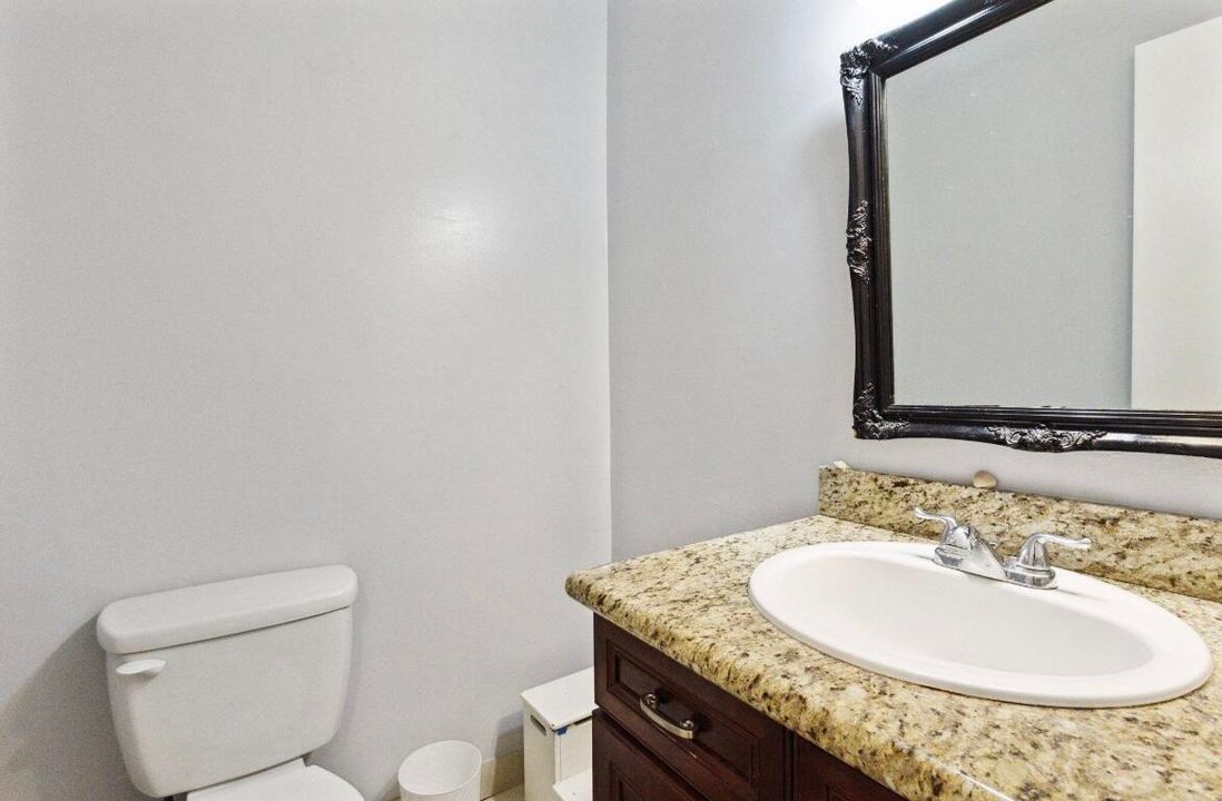 В аренду: $2,800 (2 спален, 2 ванн, 1634 Квадратных фут)