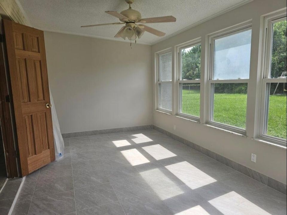 На продажу: $349,700 (3 спален, 2 ванн, 1397 Квадратных фут)