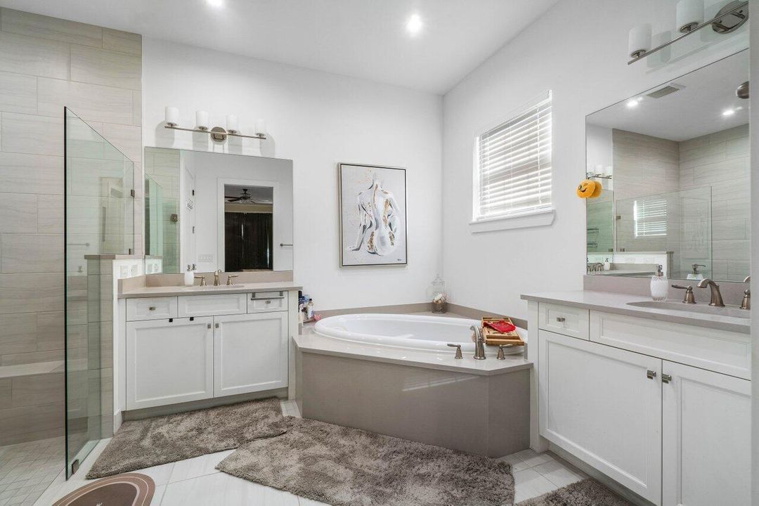 For Sale: $929,000 (3 beds, 3 baths, 1863 Square Feet)