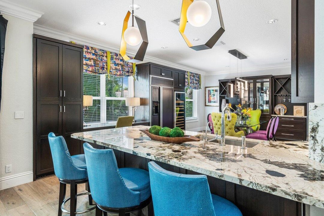 For Rent: $6,000 (4 beds, 2 baths, 2570 Square Feet)