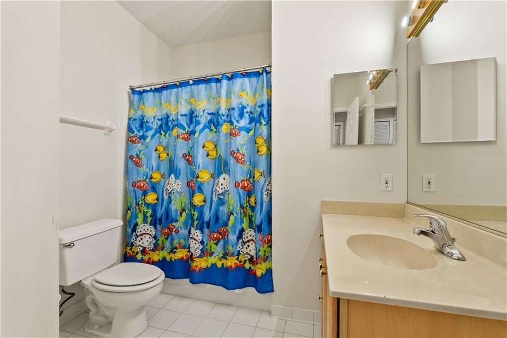 En Venta: $260,000 (2 camas, 2 baños, 1799 Pies cuadrados)