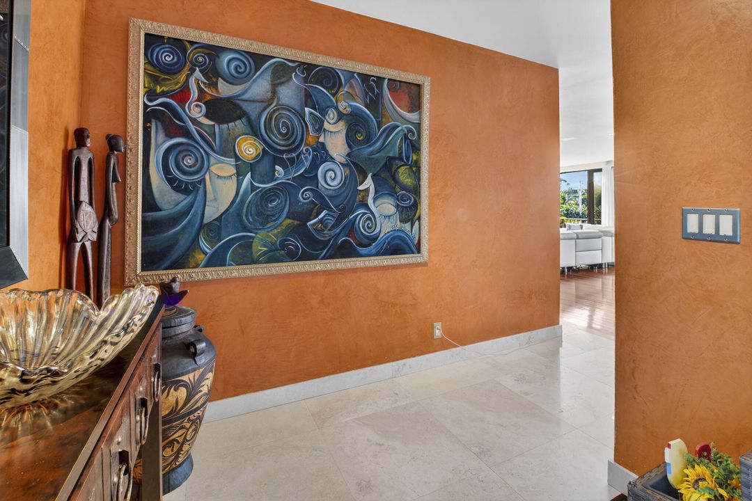 For Sale: $2,300,000 (2 beds, 2 baths, 1726 Square Feet)