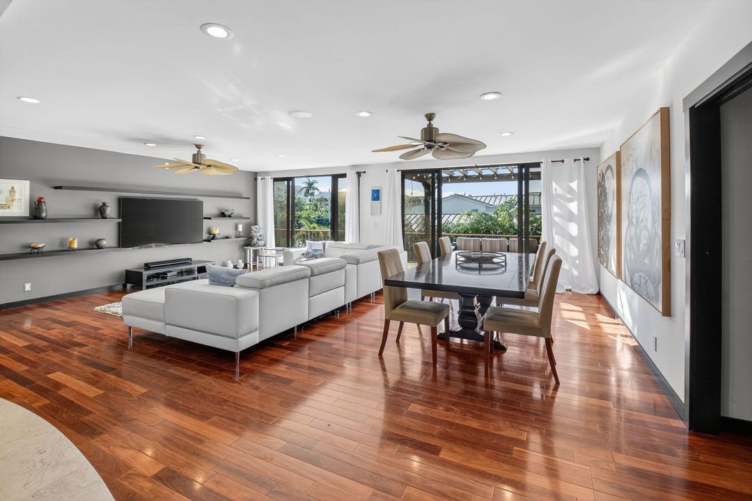 For Sale: $2,300,000 (2 beds, 2 baths, 1726 Square Feet)