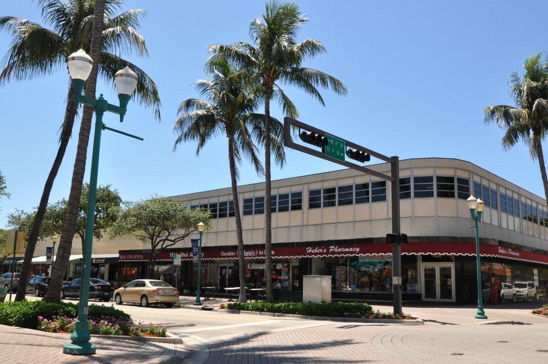 For Sale: $2,300,000 (2 beds, 2 baths, 1726 Square Feet)