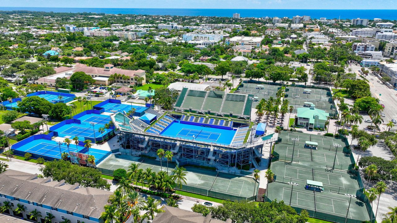 For Sale: $2,300,000 (2 beds, 2 baths, 1726 Square Feet)