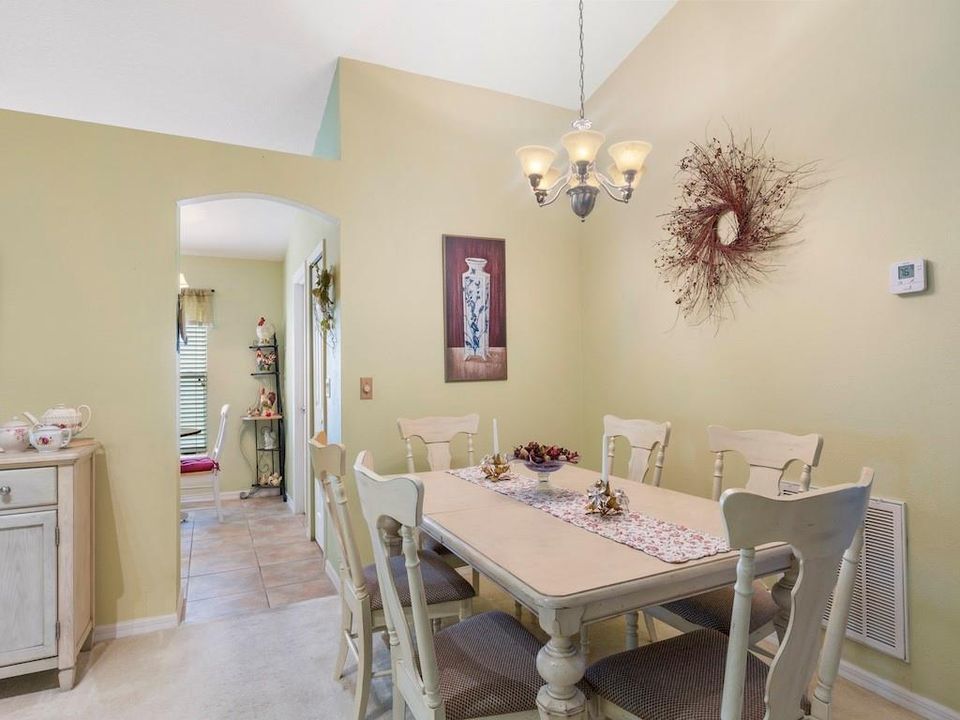 待售: $359,000 (3 贝兹, 2 浴室, 1942 平方英尺)