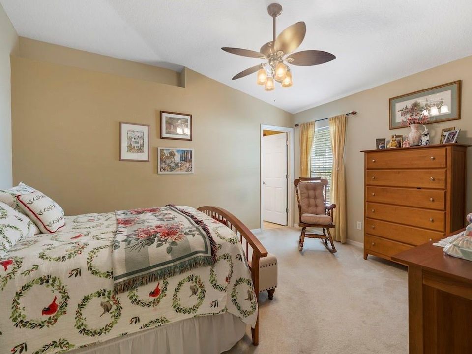 待售: $359,000 (3 贝兹, 2 浴室, 1942 平方英尺)