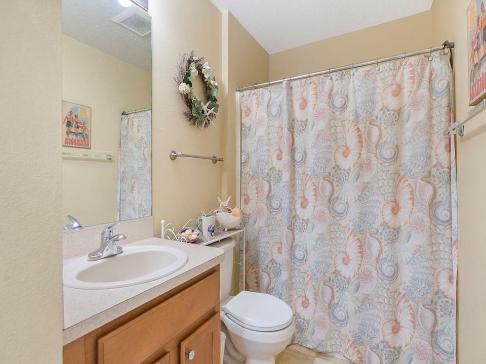 待售: $359,000 (3 贝兹, 2 浴室, 1942 平方英尺)