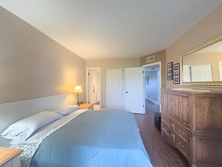 В аренду: $1,550 (2 спален, 2 ванн, 819 Квадратных фут)