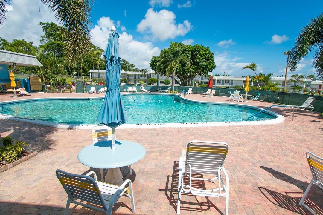 В аренду: $1,550 (2 спален, 2 ванн, 819 Квадратных фут)