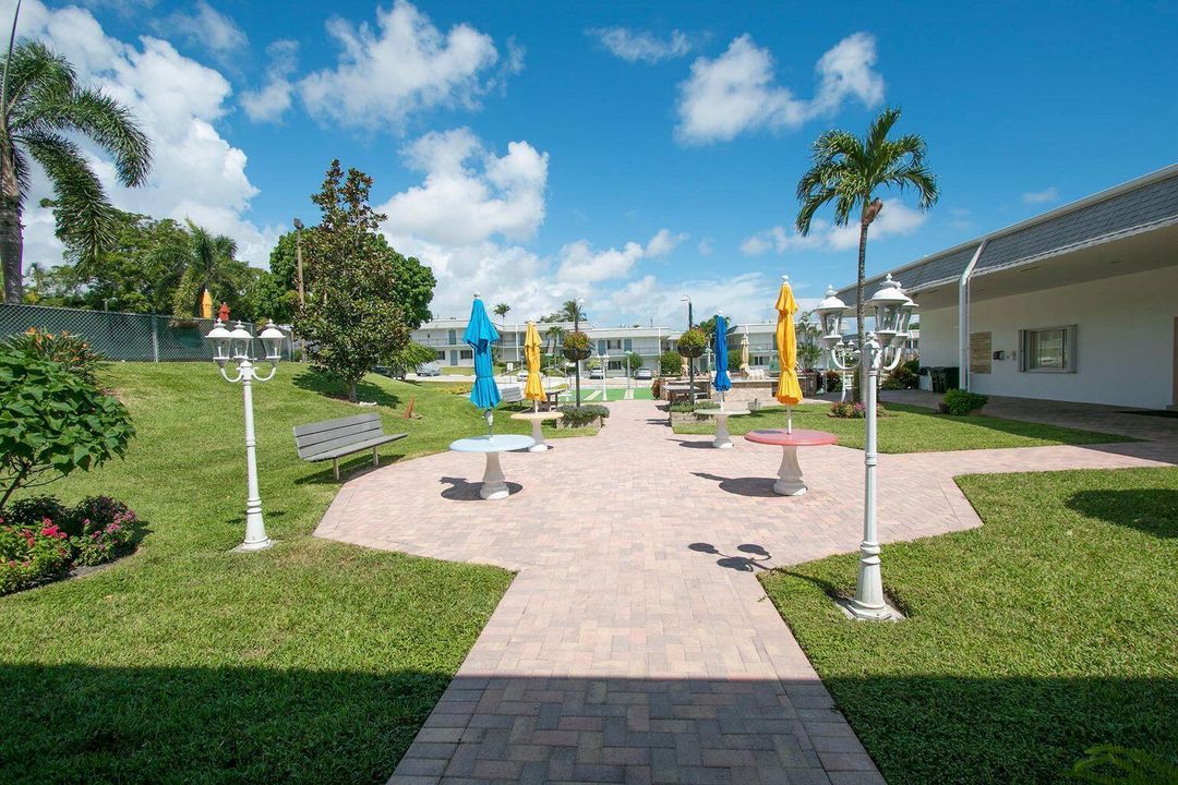 В аренду: $1,550 (2 спален, 2 ванн, 819 Квадратных фут)