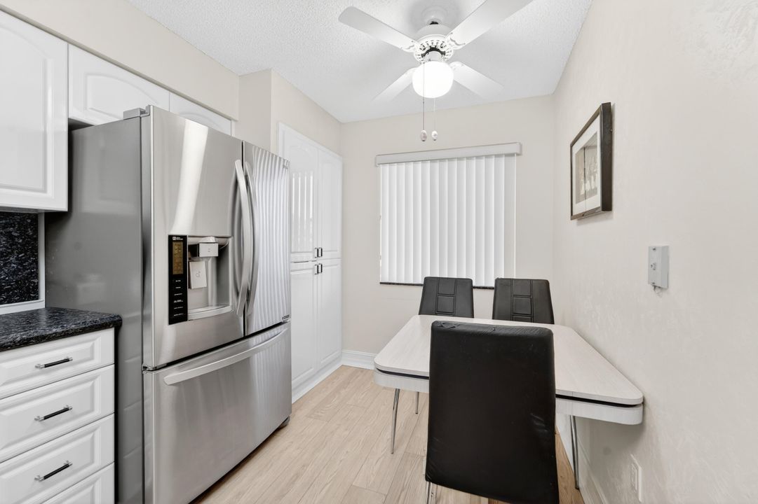 For Sale: $229,000 (2 beds, 2 baths, 1392 Square Feet)