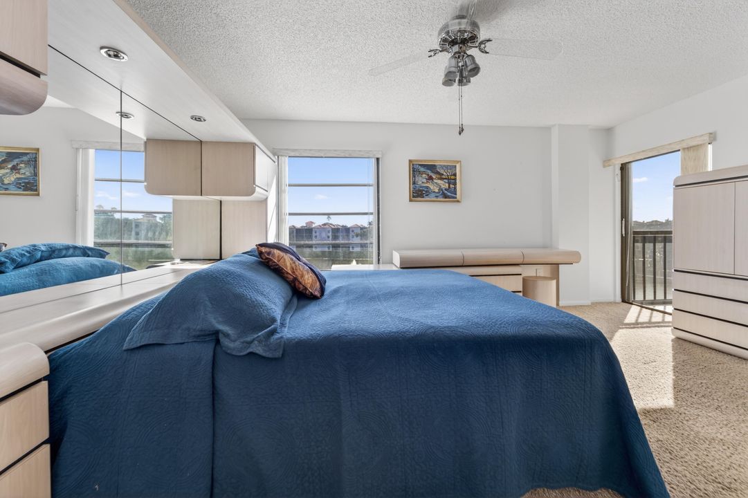 For Sale: $229,000 (2 beds, 2 baths, 1392 Square Feet)