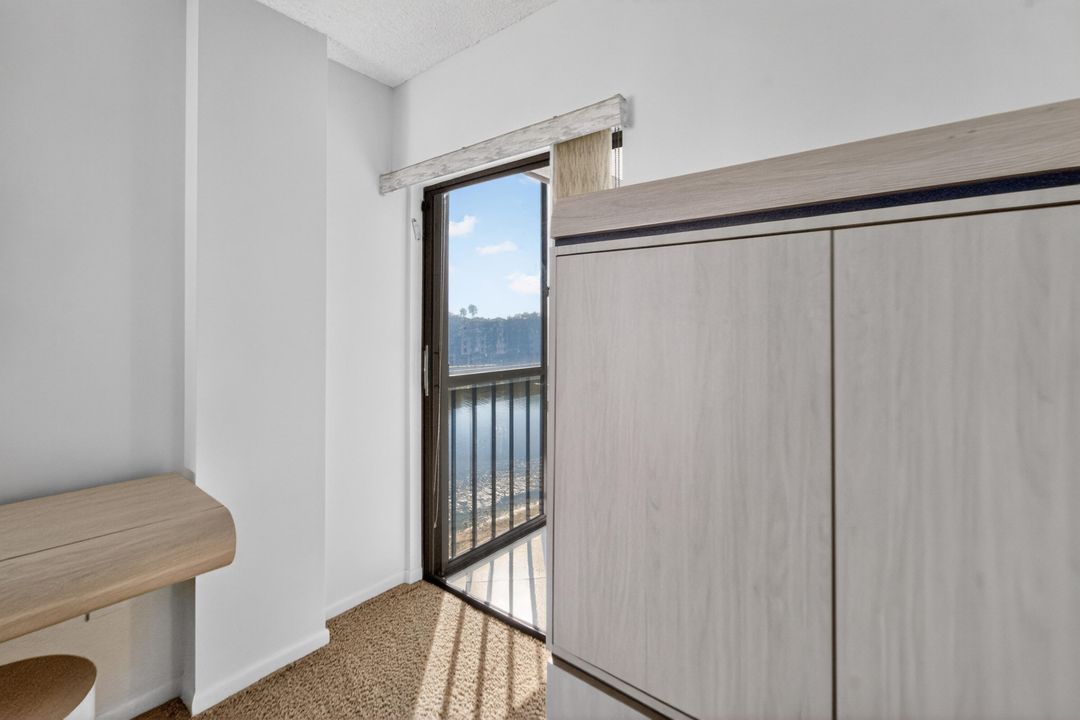 For Sale: $229,000 (2 beds, 2 baths, 1392 Square Feet)