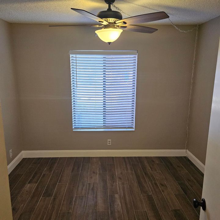 В аренду: $2,250 (2 спален, 2 ванн, 1111 Квадратных фут)