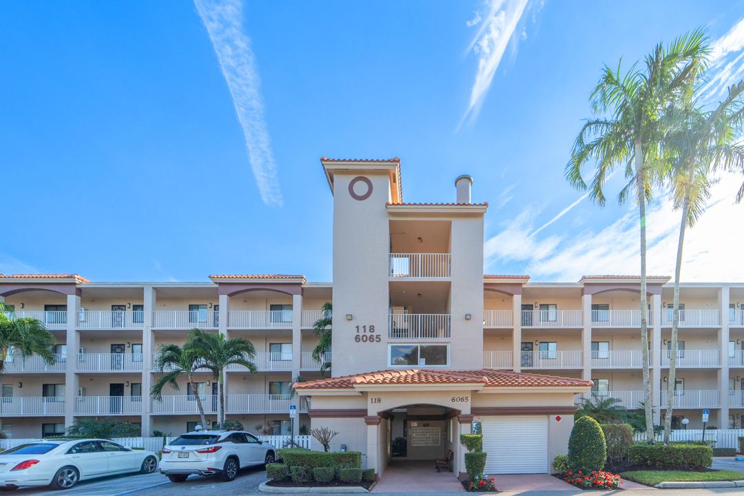 For Sale: $229,000 (2 beds, 2 baths, 1392 Square Feet)