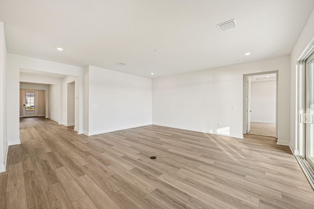 For Sale: $560,943 (4 beds, 3 baths, 2791 Square Feet)