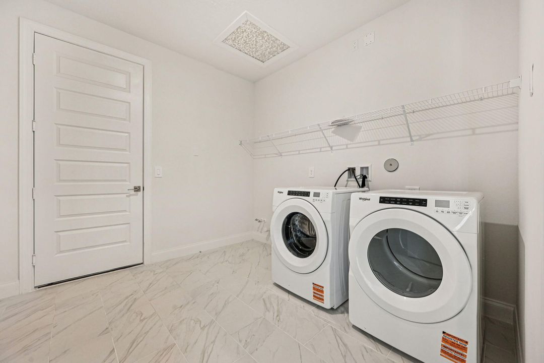 For Sale: $560,943 (4 beds, 3 baths, 2791 Square Feet)