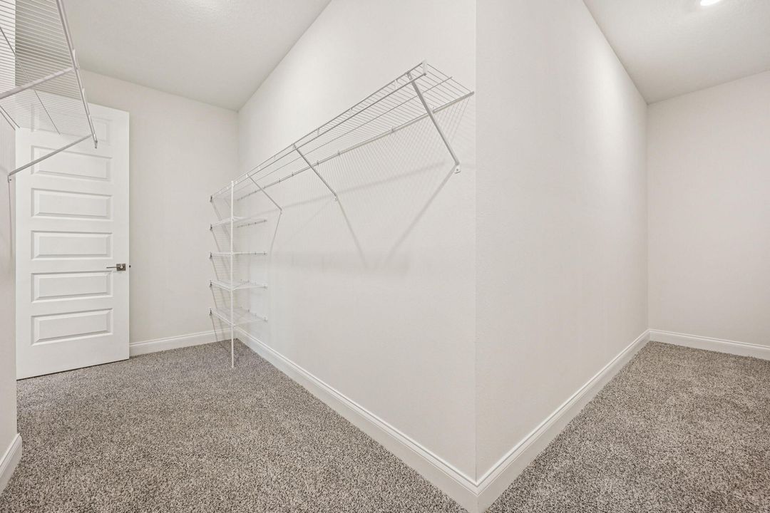 For Sale: $560,943 (4 beds, 3 baths, 2791 Square Feet)