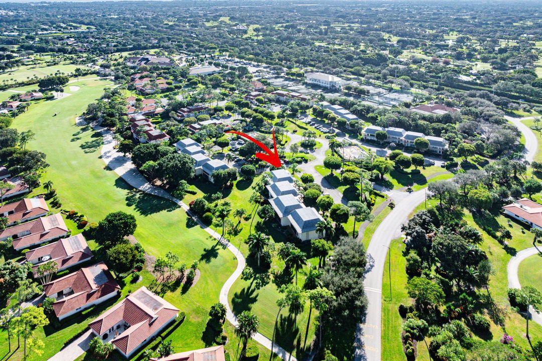 For Sale: $299,000 (2 beds, 2 baths, 1479 Square Feet)