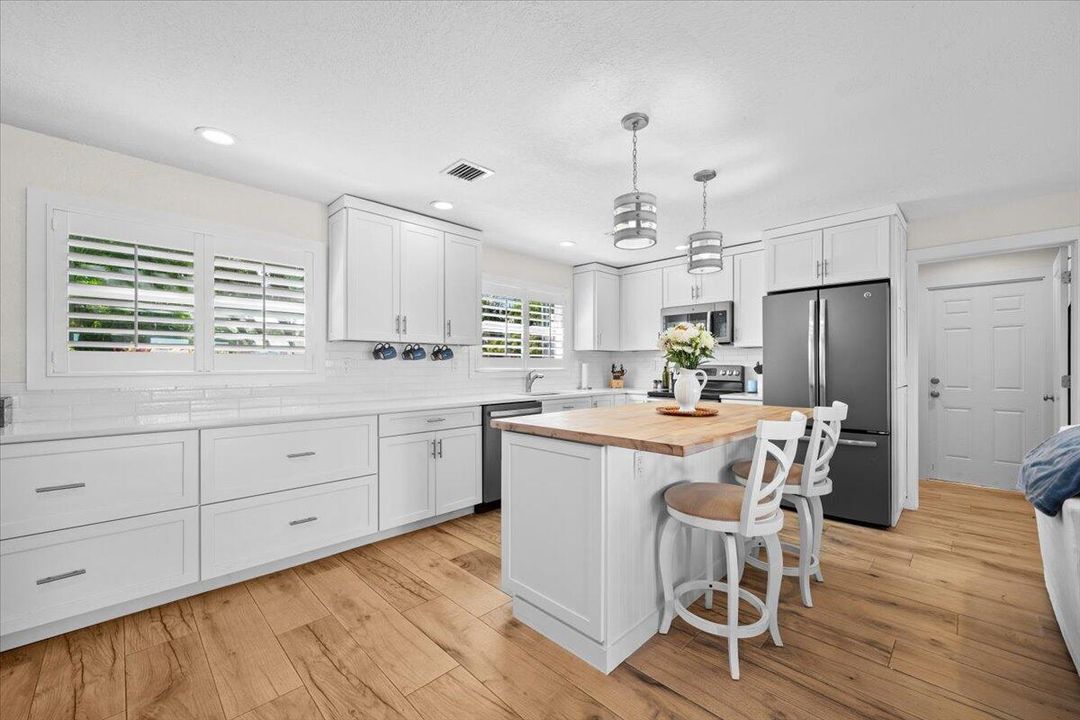 For Sale: $3,890,000 (0 beds, 0 baths, 0 Square Feet)