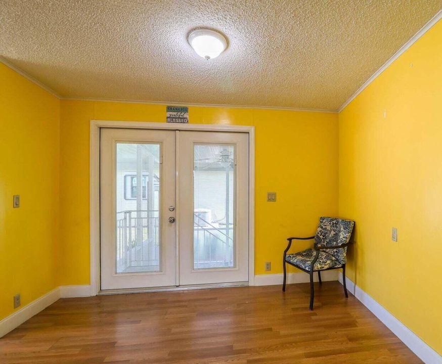 For Sale: $60,000 (2 beds, 2 baths, 1368 Square Feet)