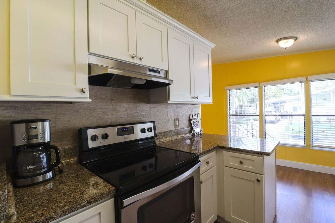 For Sale: $60,000 (2 beds, 2 baths, 1368 Square Feet)