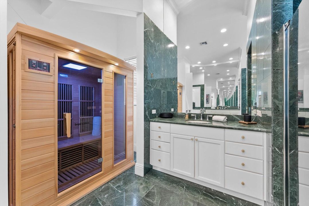 待售: $3,100,000 (5 贝兹, 5 浴室, 5249 平方英尺)