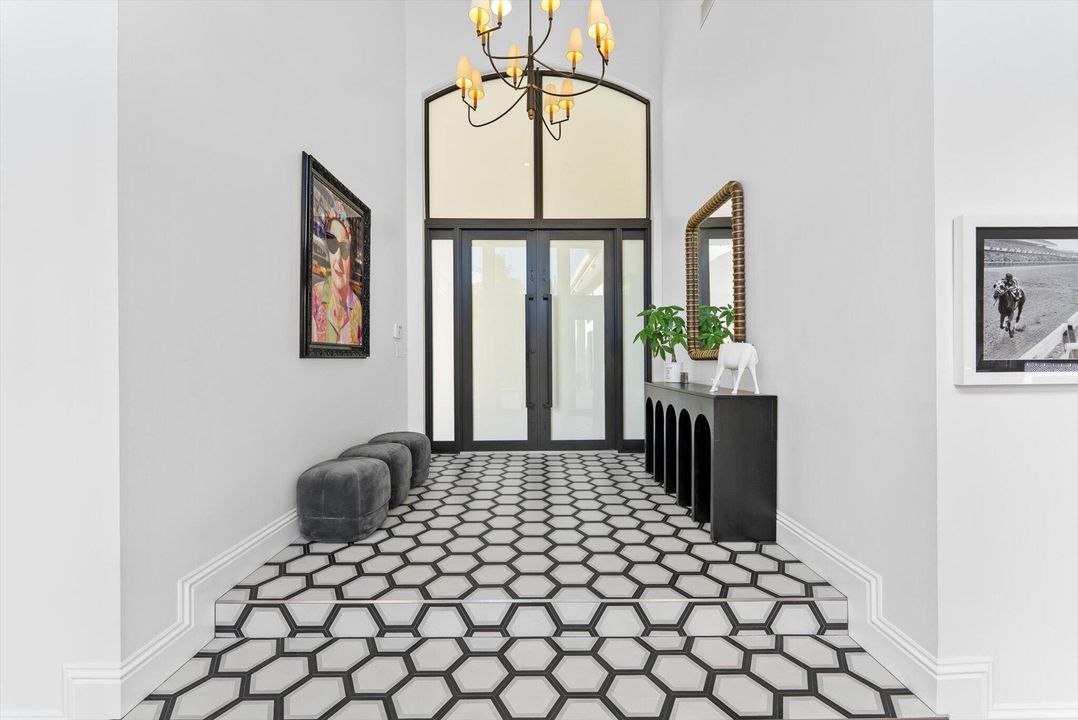 待售: $3,100,000 (5 贝兹, 5 浴室, 5249 平方英尺)