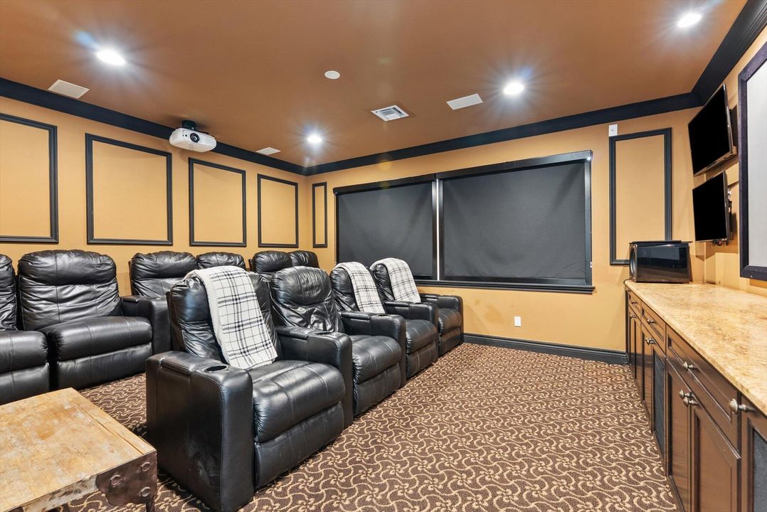 待售: $3,100,000 (5 贝兹, 5 浴室, 5249 平方英尺)