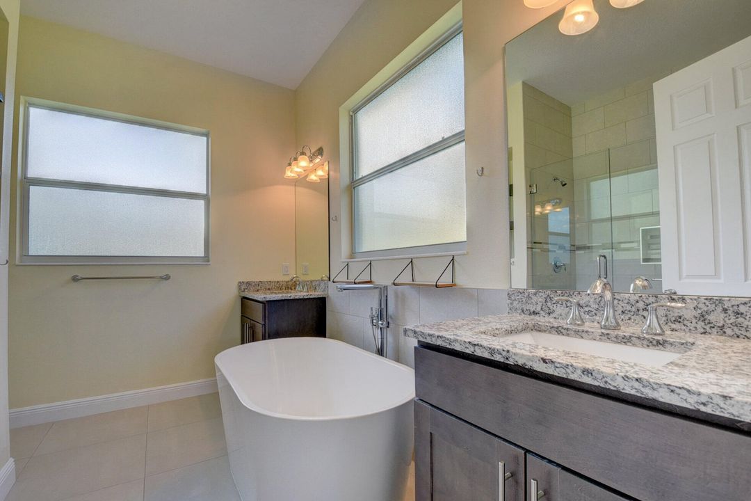 En Venta: $710,000 (3 camas, 2 baños, 2029 Pies cuadrados)