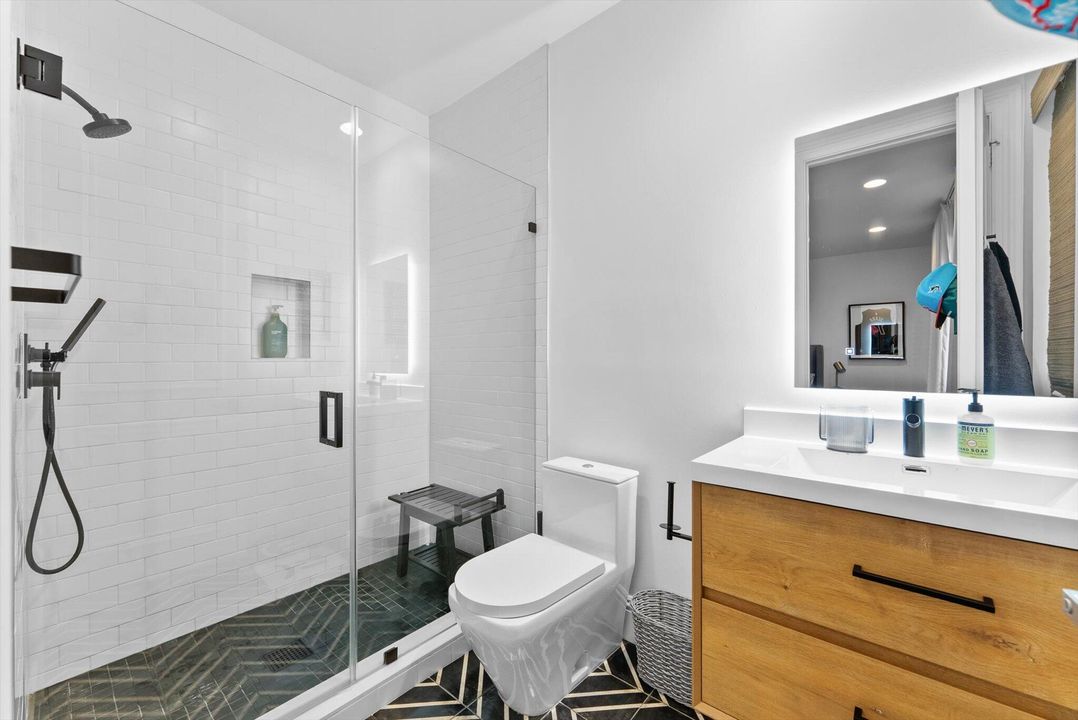 待售: $3,100,000 (5 贝兹, 5 浴室, 5249 平方英尺)