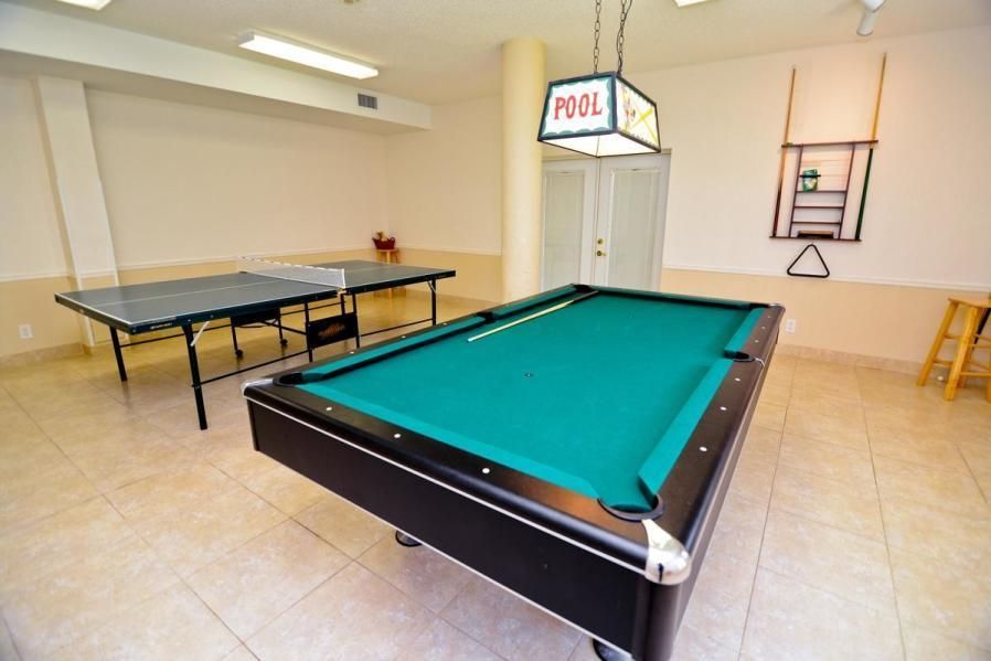 For Rent: $4,000 (2 beds, 2 baths, 1140 Square Feet)