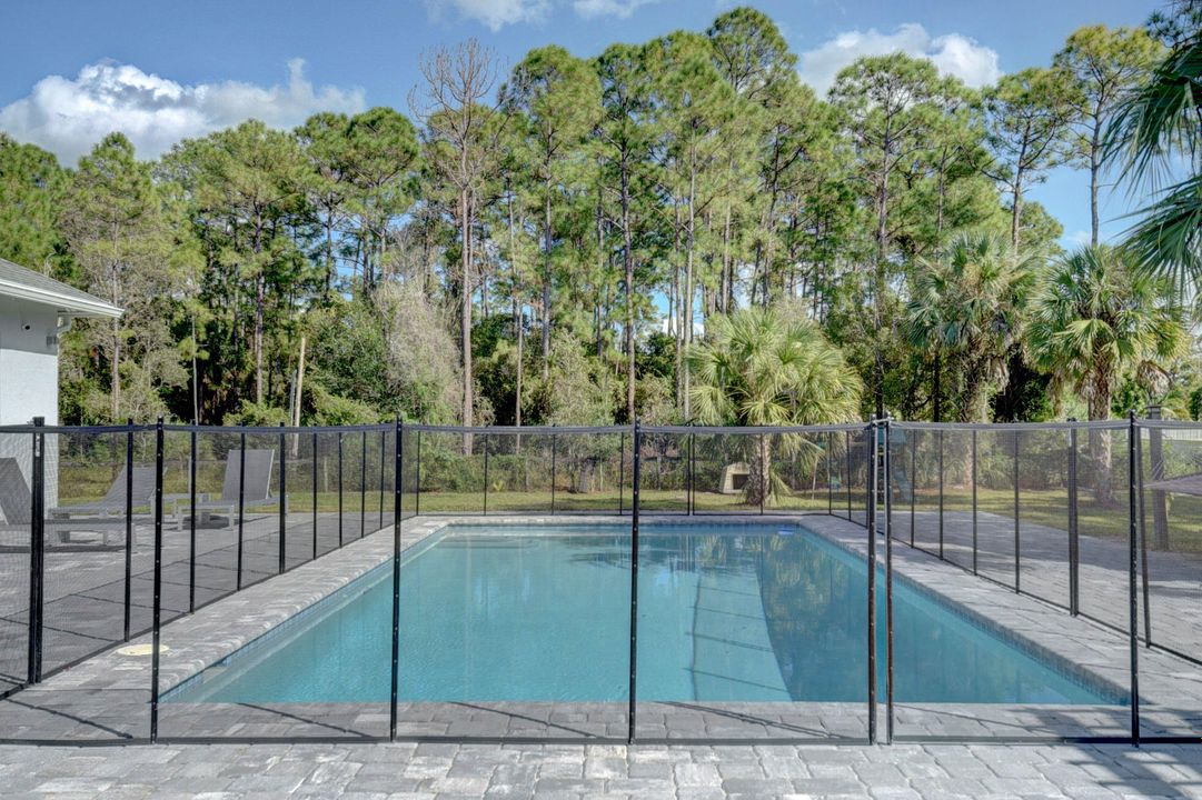 En Venta: $710,000 (3 camas, 2 baños, 2029 Pies cuadrados)